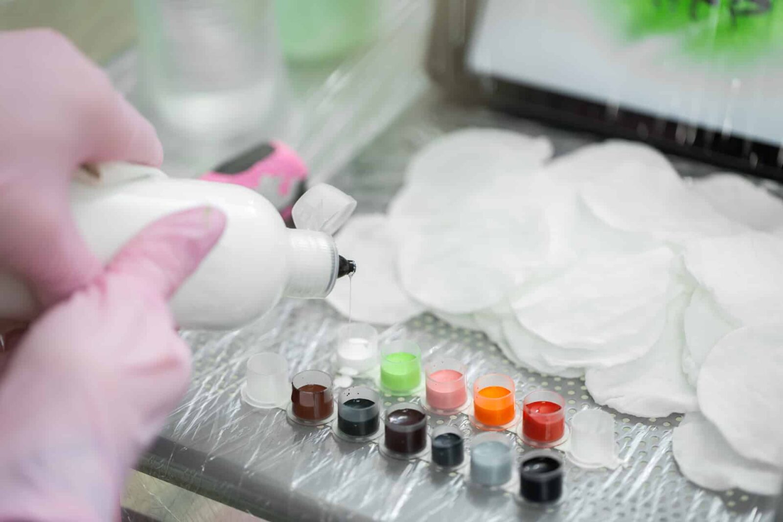 Tätowierfarben – welche sind verboten? Welche sind erlaubt?