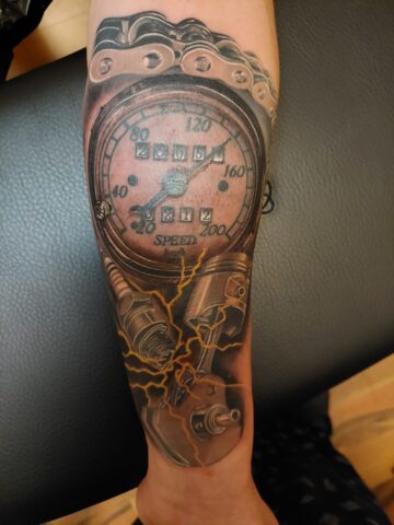 Tattoo by Veronika Kleedorfer